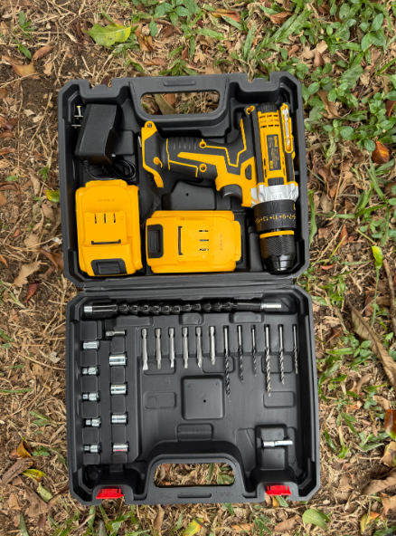 TALADRO DEWALT 24V CON ACCESORIOS